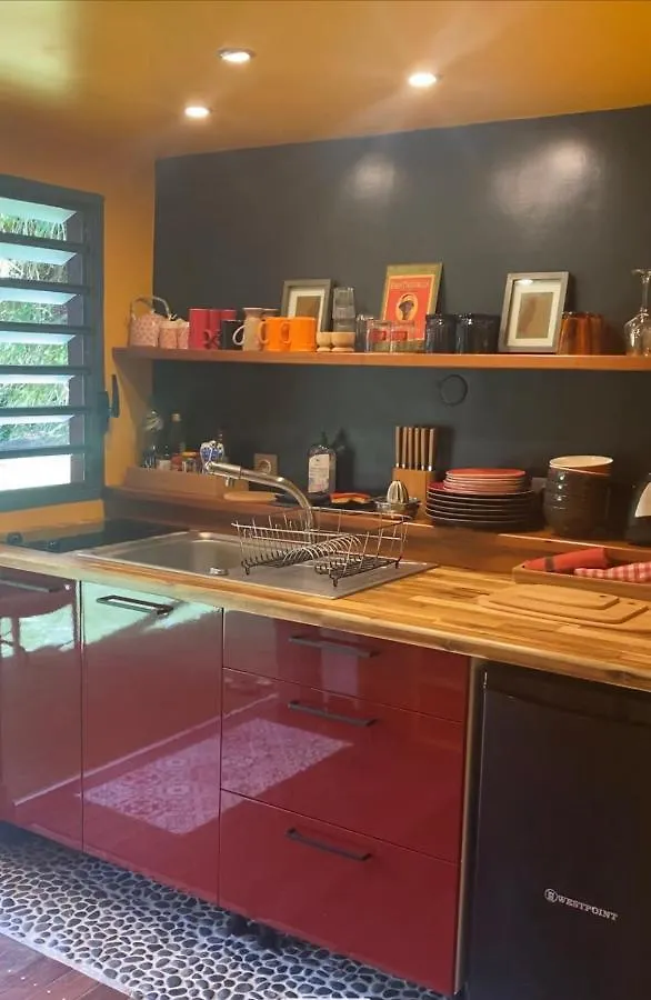 Aluna Ecolodge Petit-Bourg 0*,  Guadeloupe